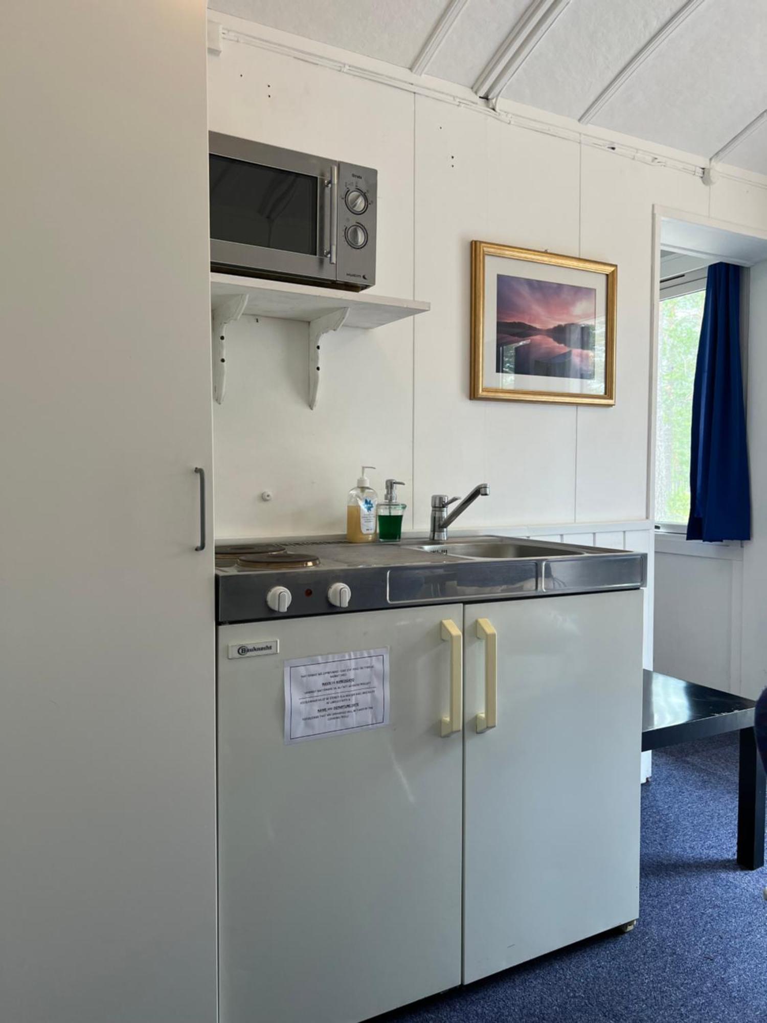 Rena Hostel Einara Экстерьер фото